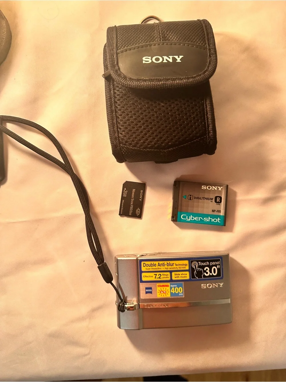 Sony Cyber-shot DSC-T50 Compact Digital Camera - Silver